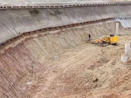 乌海基坑边坡加固