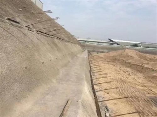 乌海河道边坡加固